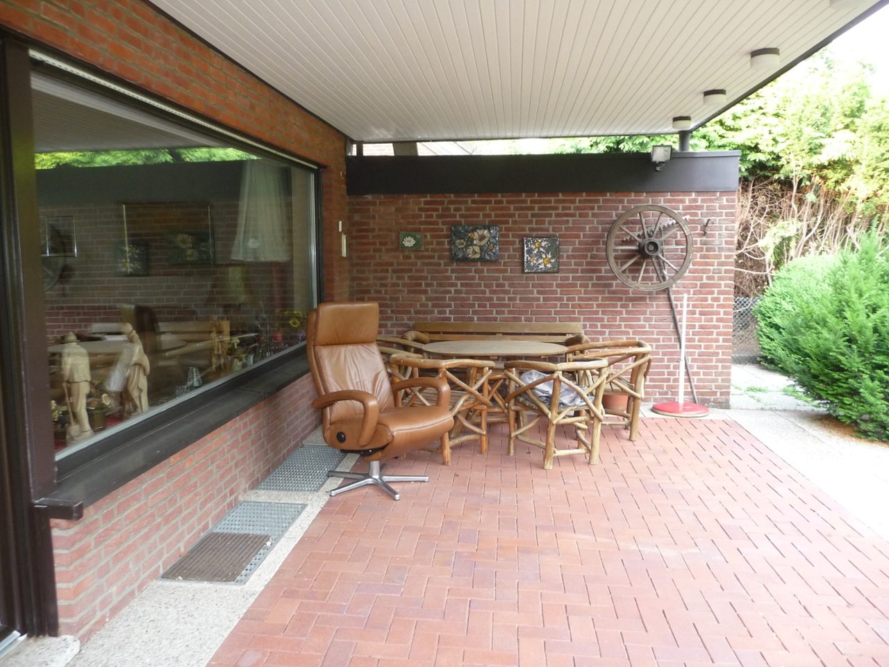 Einladung zum Verweilen - die Terrasse